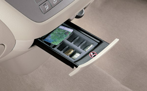 Монеты & держатель карт для Toyota RAUM NCZ25-AHPXK (Дек. 2006&nbsp;&ndash;&nbsp;Авг. 2010)