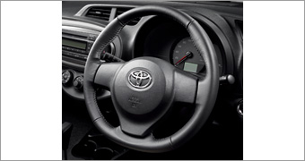 Руль кожа для Toyota VITZ NSP135-AHXNK (Дек. 2010 – Сент. 2011)