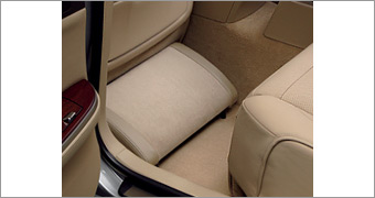 Подставка для ног заднего сиденья для Toyota CROWN MAJESTA URS206-CEZVH(F) (Дек. 2010 – Нояб. 2012)