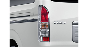 Стоп-сигнал прозрачный комбинированный (задний, заменяемый) для Toyota HIACE KDH206V-RBMDY (Май 2012 – Дек. 2013)