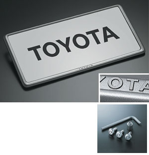Рамка номера с набором против кражи (тип 2): основной основная часть набора [набор (секретный болт, для рамки номера)), (рамка номера передняя / задняя, тип (основной))] для Toyota PASSO QNC10-AHSEK (Сент. 2008 – Февр. 2010)