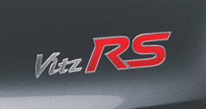 Эмблема боковая (полоса) для Toyota VITZ NCP91-AHXVK (Авг. 2007 – Сент. 2008)