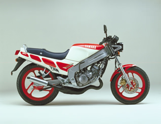 Yamaha TZR125 TZR 125 125TZR prospectus moto brochure prospekt catalog dépliant 